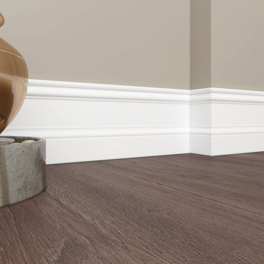 Плинтус Ultrawood арт. Base 002i (2000 x 133 x 14 мм.) &mdash; Финдвери